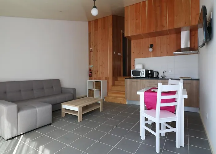 O Farrobo Nyaraló *